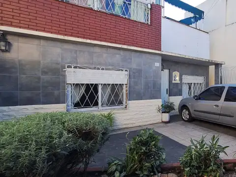 Depto Tipo Casa en Venta de 6 ambientes