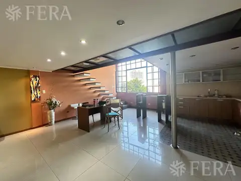 Venta de departamento de 2 ambientes con cochera en Barracas