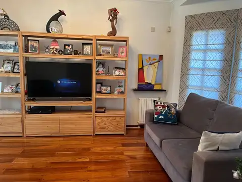 Casa en Venta en Adrogue, USD 260.000