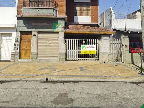 Alquiler - Casa tipo ph - 3 amb - Villa Ballester