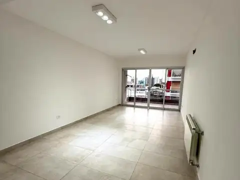 SAN MARTIN 1900, Piso 5