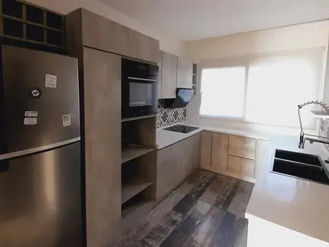 Departamento en Alquiler Temporal con 3 cocheras