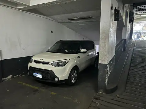 Cochera espaciosa en Palermo