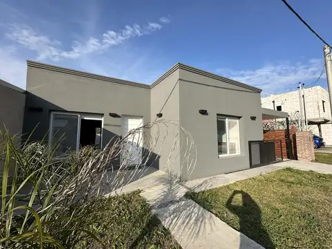 Casa en Venta en Campana, USD 99.000