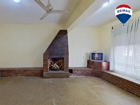 Casa 4 ambientes con 1 baño