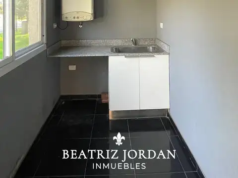 CASA 6 AMBIENTES EN VENTA, COUNTRY CLUB LOS CARDALES