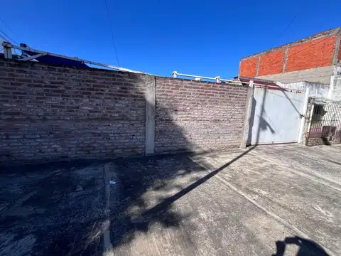 Terreno en Venta 30  mts Fondo