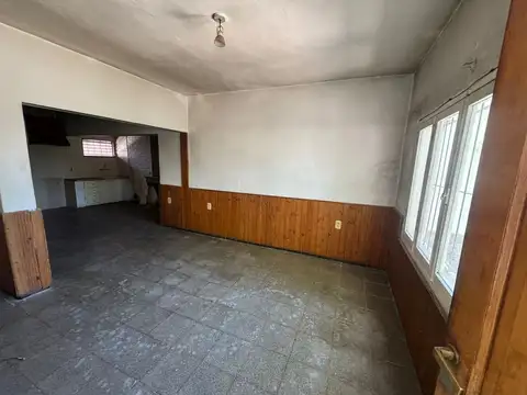 Casa 3 ambientes con 1 baño