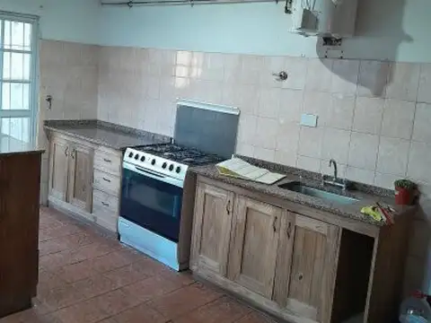 Depto Tipo Casa 3 ambientes con 2 baños