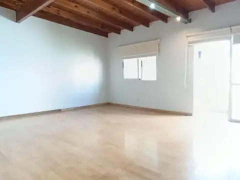 VENTA PH MONOAMBIENTE AMPLIO EXCELENTE UBICACION MORENO CENTRO APTO CREDITO