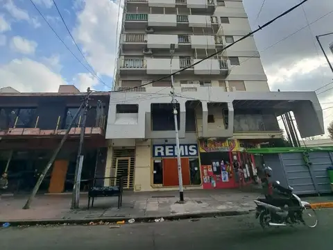 DEPARTAMENTO DE 2 AMB EN EXCELENTE ESTADO 