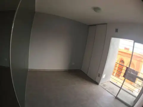 Departamento en Alquiler con 1 cochera