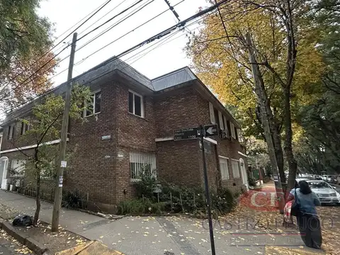 Muy lindo PH en venta frente a la Plaza de Olivos - Alberdi al 1000