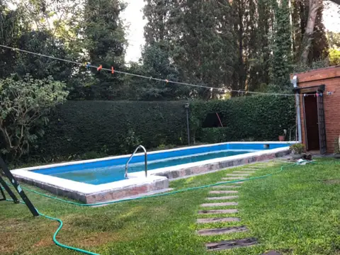 Casa 4 ambientes con 3 baños