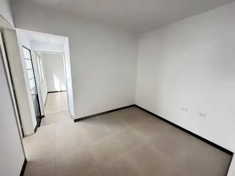 Depto Tipo Casa 3 ambientes con 1 baño