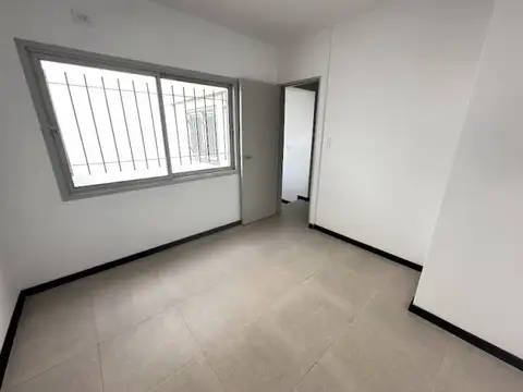 Condominio Zelaya: casa con patio en Alberdi – 2 dormitorios, apto crédito
