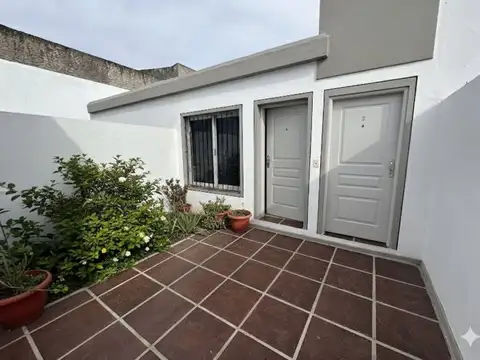 Condominio Zelaya: casa con patio en Alberdi – 2 dormitorios, apto crédito
