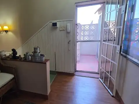 Depto Tipo Casa 4 ambientes con 1 baño
