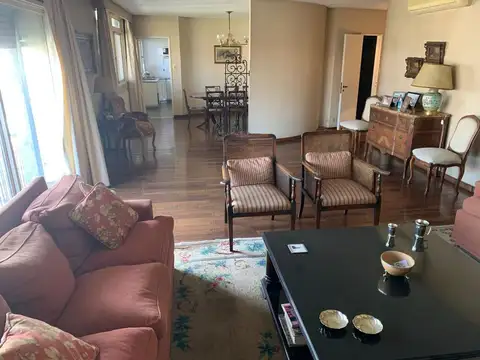 Departamento en venta en Avenida Sarmiento 353