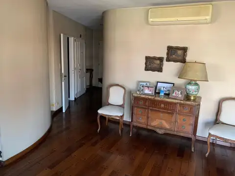 Departamento en Venta de 6 ambientes