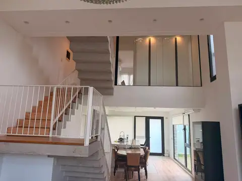 Departamento 4 ambientes con 3 baños