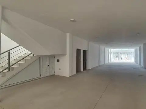 Local en Alquiler en Barrio Matheu, $ 4.000.000