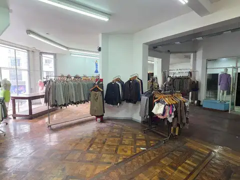 Edificio Fabrica/deposito y Local Comercial en Azcuénaga y Av Corrientes