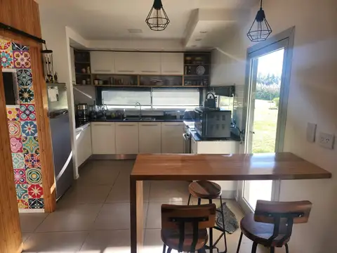 Casa en Venta en Countries y Barrios Cerrados en Ezeiza, USD 270.000