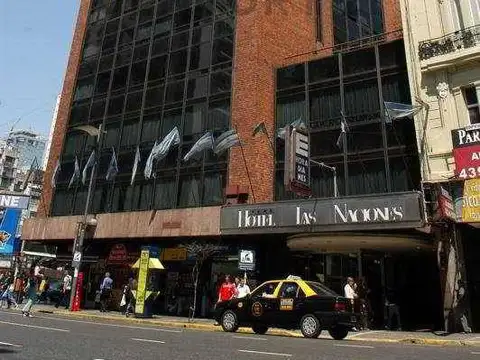 VENTA-PERMUTA COCHERA CUBIERTA INMEJORABLE UBICACION Y PRECIO