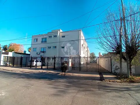 Imperdible departamento de 2 ambientes. En Venta. Pilar Centro.