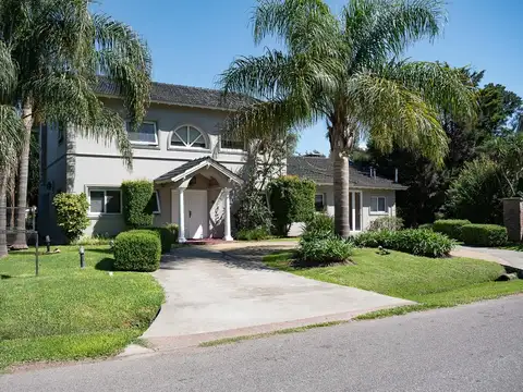 PROPIEDAD EN VENTA EN CAMPOS DE ALVAREZ CON RENTA ACTUAL
