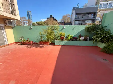 Avenida Juan Bautista Justo 700