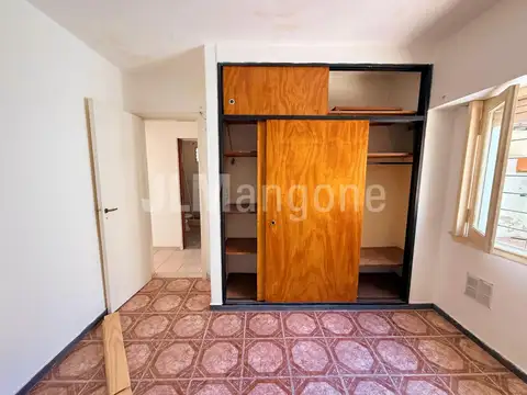 Depto Tipo Casa en Alquiler 50 años
