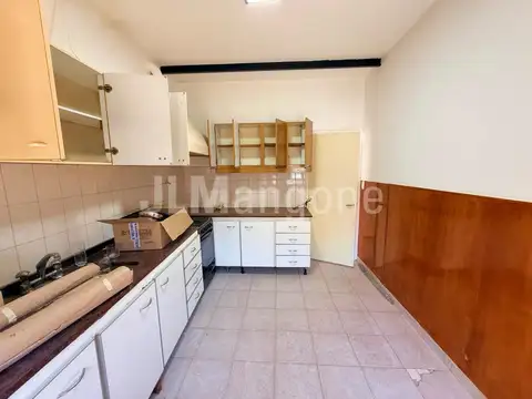 Depto Tipo Casa en Alquiler en Villa Luzuriaga, $ 650.000