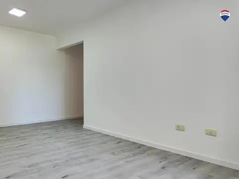 Departamento en Venta en Ezpeleta Oeste, USD 84.000