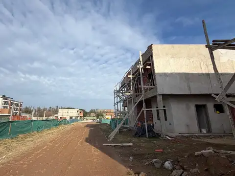 Departamento en Venta con 2 cocheras