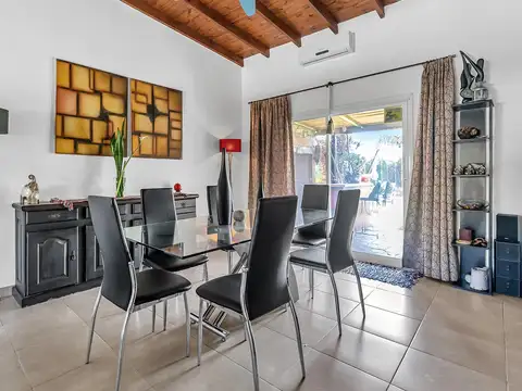 Casa en venta en Las Liebres, en una planta. OPORTUNIDAD