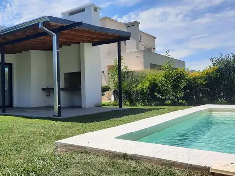 A estrenar, con piscina!