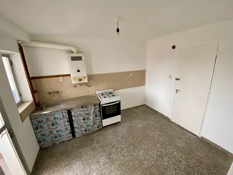 Departamento 4 ambientes con 1 baño