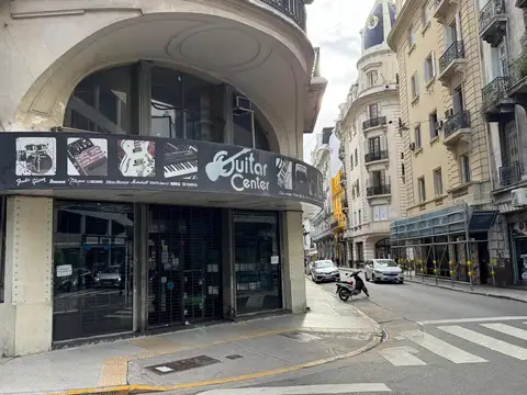 Local en alquiler San Nicolás 2 plantas