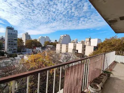 Departamento en Alquiler en Floresta, $ 800.000