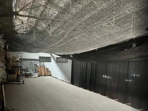 Estratégico Galpón/Bodega de 642 m² en Berazategui