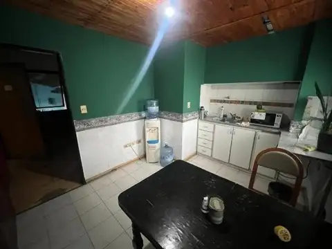 Estratégico Galpón/Bodega de 642 m² en Berazategui