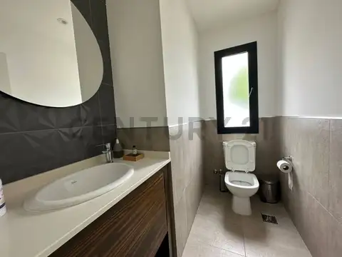 Casa en Alquiler al Noreste