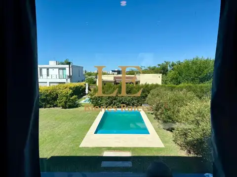 Casa en Alquiler en El Cantón, USD 1.600