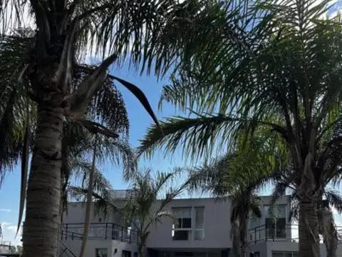 Av. Brib. Gral. Juan Manuel de Rosas 47300, Virrey del Pino , Piso 0