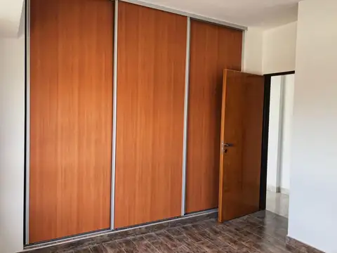 Departamento en Alquiler en Villa Luro, $ 680.000