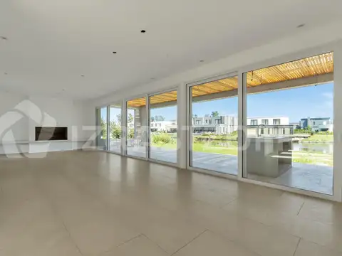 Casa en Venta en Laguna Grande, USD 629.000