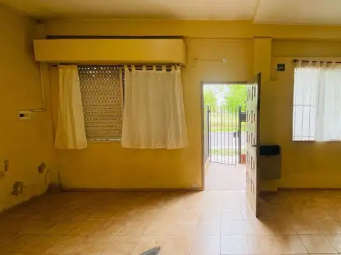 Depto Tipo Casa en Venta en Burzaco, USD 37.500