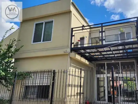 PH tipo Casa en Castelar Norte